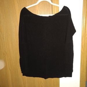 Off shoulder sweater in great condition.
